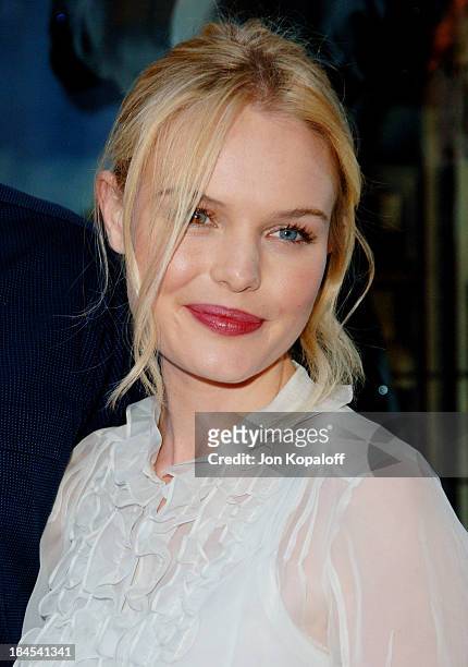 Kate Bosworth during Kate Bosworth and Brandon Routh Visit Kitson to Promote "Superman Returns" - May 1, 2006 at Kitson in Beverly Hills, California,...