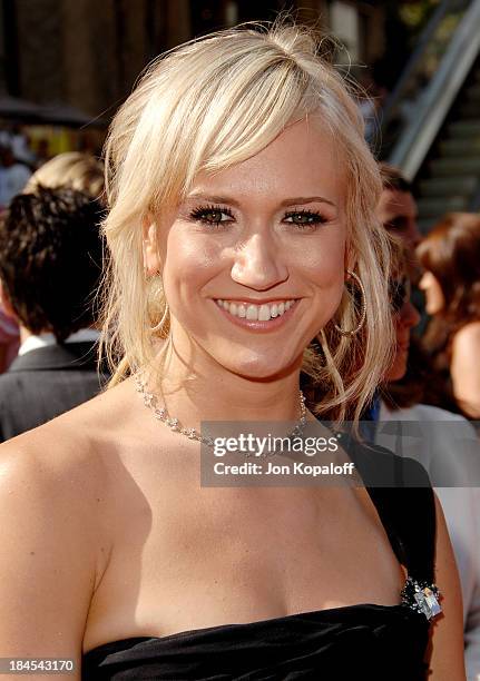 588 Jennifer Landon Photos & High Res Pictures - Getty Images