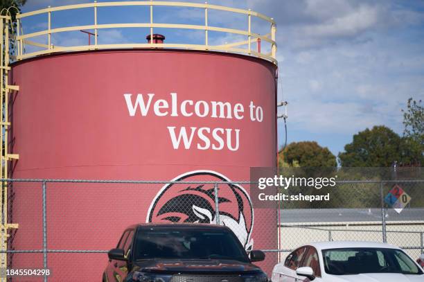 welcome to wssu sign on tank - winston salem 個照片及圖片檔