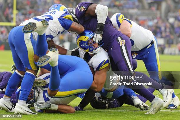 Davis Allen of the Los Angeles Rams scores a touchdown during the second quarter in the game against Baltimore Ravens at M&T Bank Stadium on December...