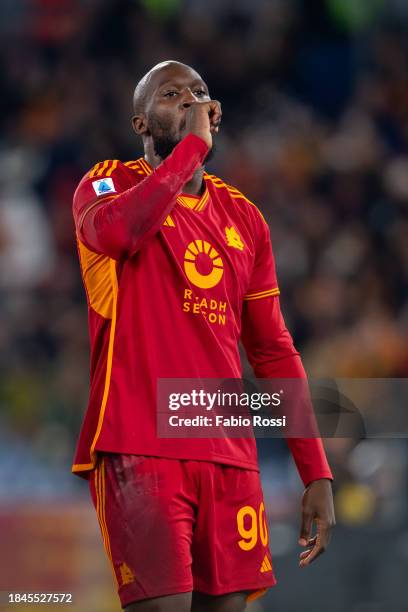 Romelu Lukaku of AS Roma celebrates after scored the first goal for his team during the Serie A TIM match between AS Roma and ACF Fiorentina at...