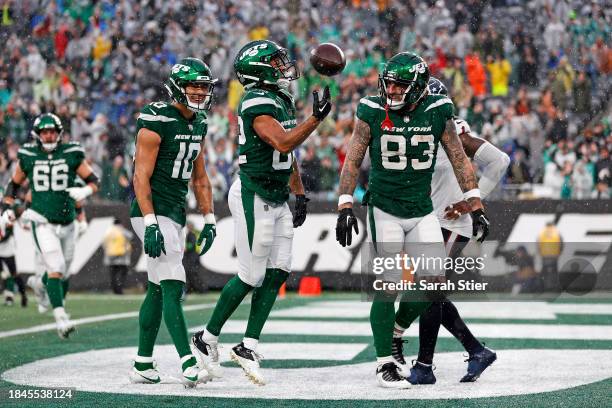 Xavier Gipson of the New York Jets celebrates after a touchdown during the third quarter in the game against the Houston Texans at MetLife Stadium on...