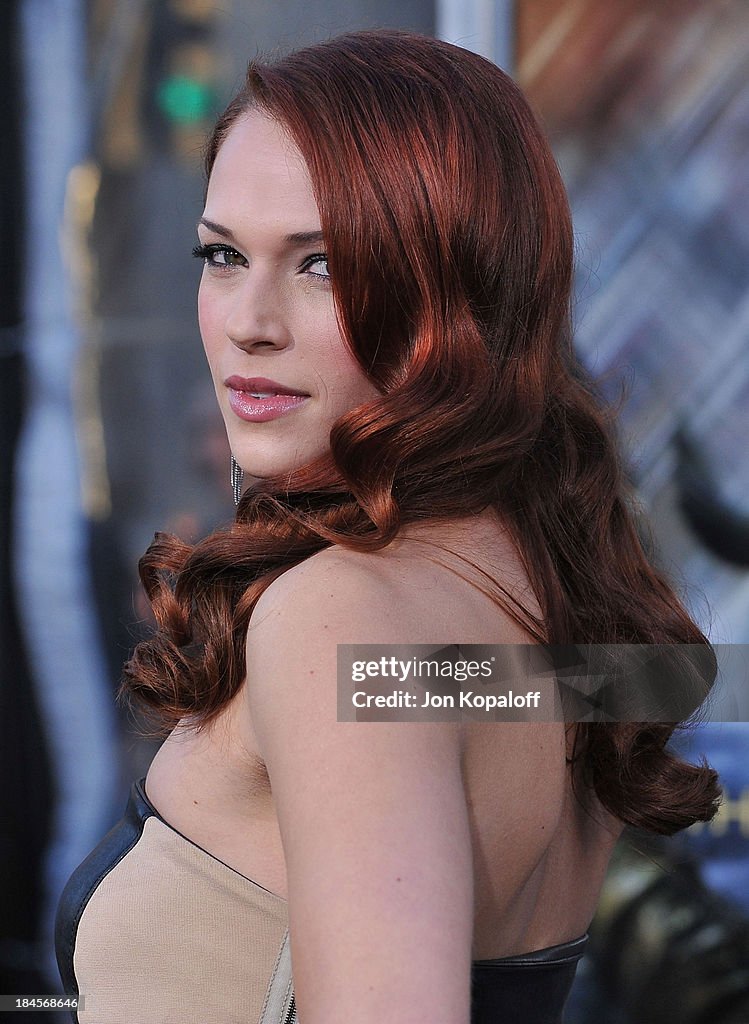 Clash Of The Titans Los Angeles Premiere - Arrivals