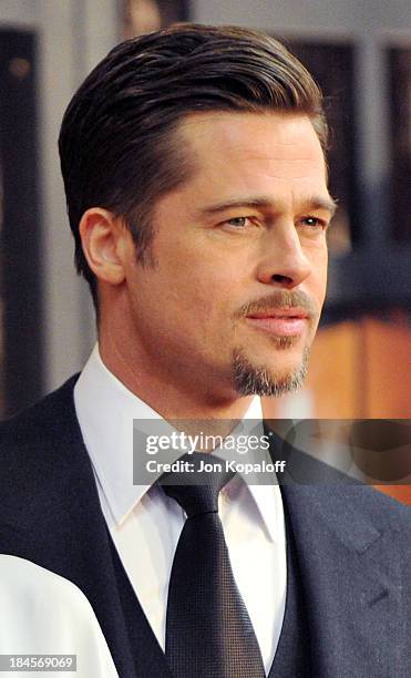 Actor Brad Pitt arrives at VH1's 14th Annual Critics' Choice Awards held at the Santa Monica Civic Auditorium on January 8, 2009 in Santa Monica,...