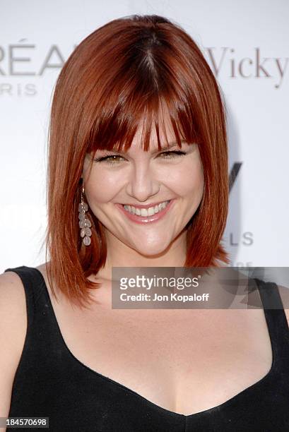 Actress Sara Rue arrives to the Los Angeles Premiere "Vicky Cristina Barcelona" at the Mann Village Theater on August 4, 2008 in Westwood, California.