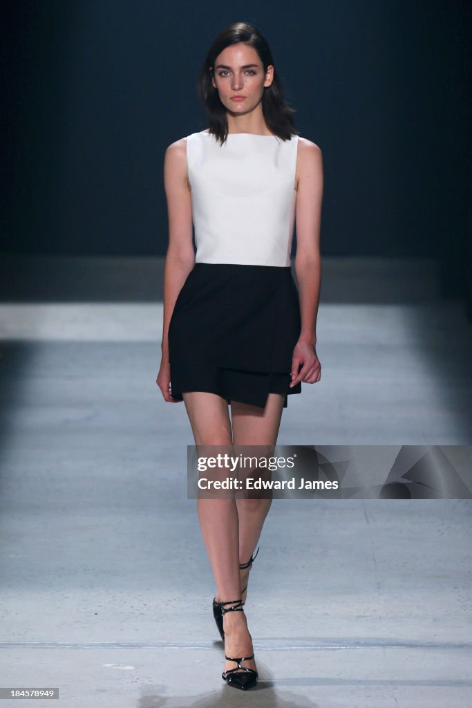 Narciso Rodriguez - Runway - Mercedes-Benz Fashion Week Spring 2014