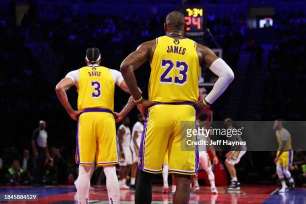 LeBron James of the Los Angeles Lakers looks on during the game against the New Orleans Pelicans during the semifinals of the In-Season Tournament on...
