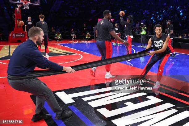 Trey Murphy III of the New Orleans Pelicans warms up before the game against the Los Angeles Lakers during the semifinals of the In-Season Tournament...