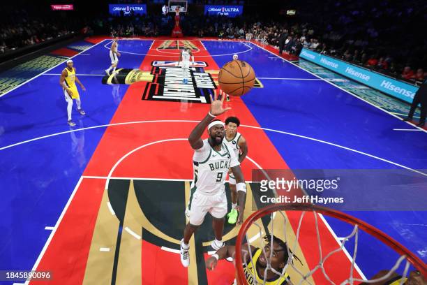 Bobby Portis of the Milwaukee Bucks shoots the ball during the game against the Indiana Pacers during the semifinals of the In-Season Tournament on...