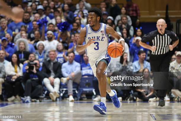 Duke Blue Devils guard Jeremy Roach brings the ball up court during the college basketball game between the Duke Blue Devils and the Hofstra Pride on...