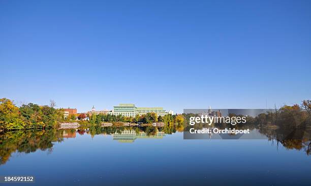 peterborough cityscape - ontario - canada stockfoto's en -beelden