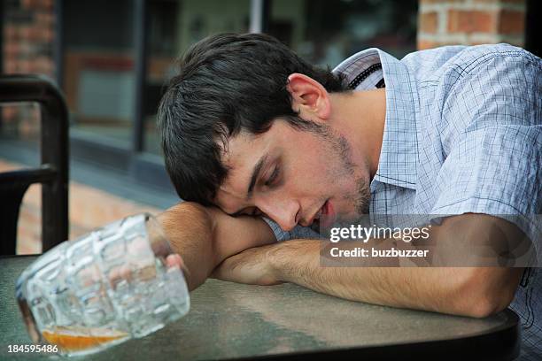 Drunk Man Face Fotograf as E Im genes De Stock Getty Images drunk-man-face-fotograf-as-e-im-genes-de-stock-getty-images