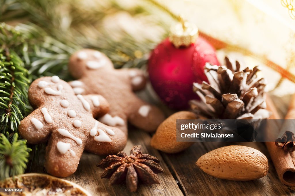 Gingerbrerad man pine branch christmas decoration