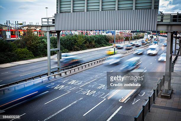 traffic jam in london - london pollution stock pictures, royalty-free photos & images