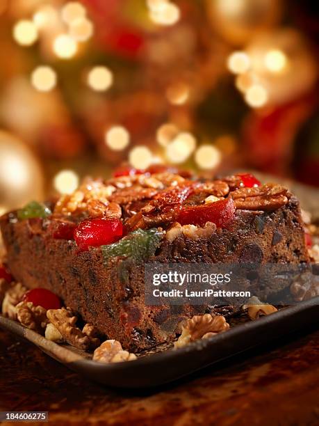 fruit cake at christmas - fruitcake stock pictures, royalty-free photos & images