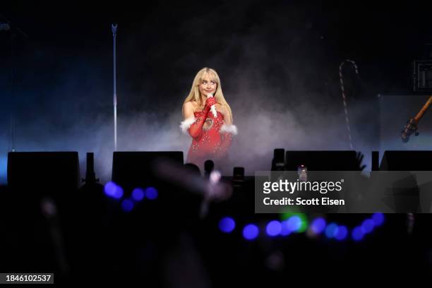 Sabrina Carpenter performs onstage during iHeartRadio KISS108's Jingle Ball 2023 at TD Garden on December 10, 2023 in Boston, Massachusetts.