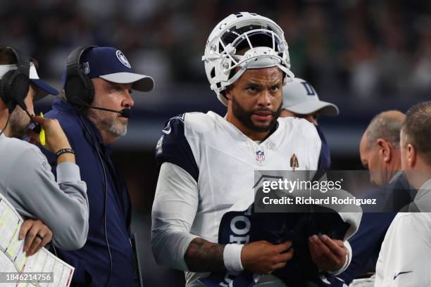 Dak Prescott of the Dallas Cowboys and head coach Mike McCarthy are seen on the sideline during the second quarter against the Philadelphia Eagles at...