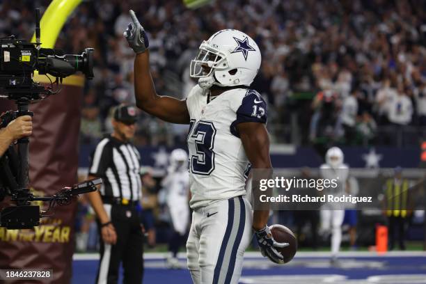 Michael Gallup of the Dallas Cowboys celebrates after catching a touchdown pass during the second quarter against the Philadelphia Eagles at AT&T...