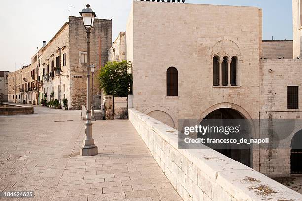 bari, houses. the old waterfront wall (la muraglia) - apulia - bari stockfoto's en -beelden