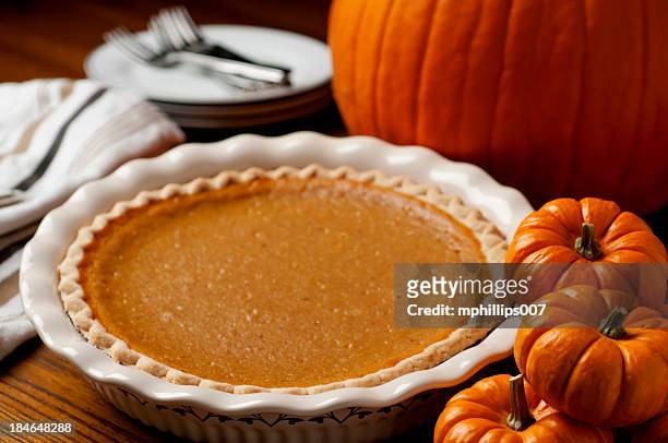 pumpkin pie - thanksgiving indulgence stock pictures, royalty-free photos & images