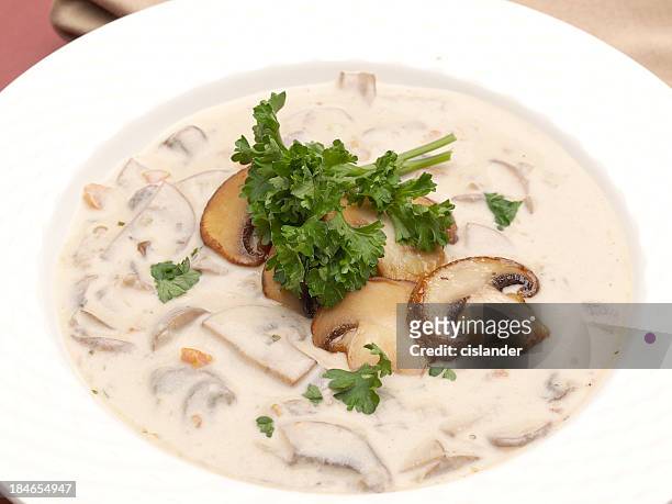 クリームのキノコのスープ - cream soup ストックフォトと画像