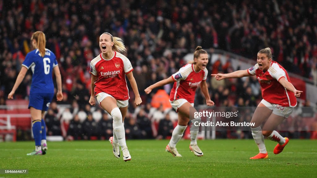 Arsenal FC v Chelsea FC - Barclays Women´s Super League