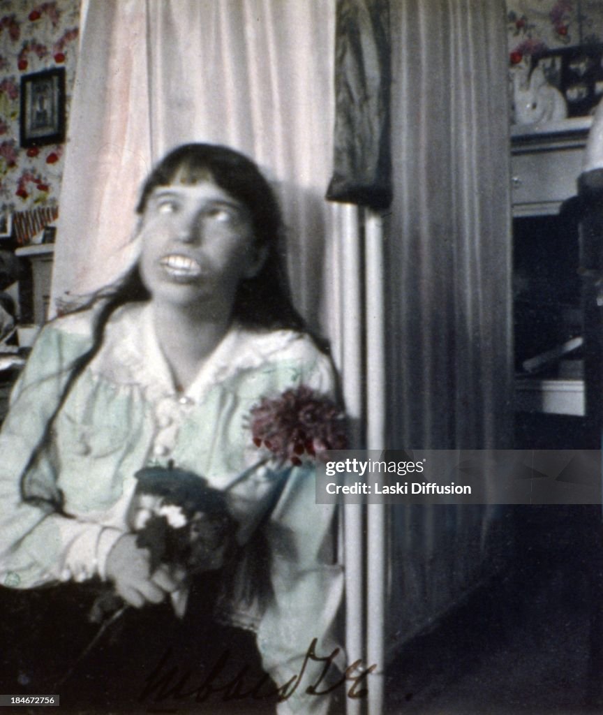 Unique Romanov Family Pictures Coloured By Tsar's Daughters