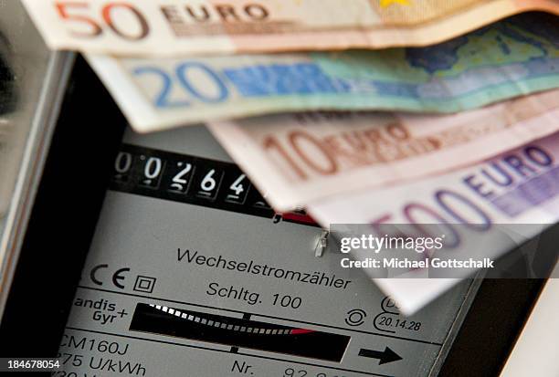 Bank Note Meter 36 Bank Of Electric Meters Stock Photos, High-Res Pictures, and Images ...