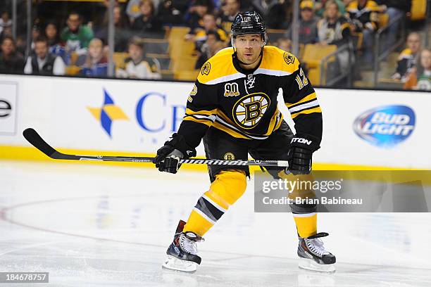 Jarome Iginla of the Boston Bruins skates against the Colorado Avalanche at the TD Garden on October 10, 2013 in Boston, Massachusetts.