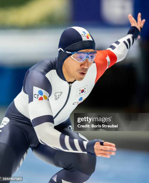 Kin Jon Ho 799 Kim Joon Ho Photos & High Res Pictures - Getty Images