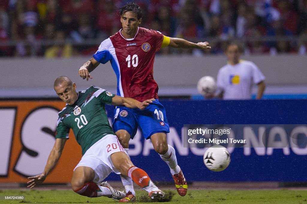 Costa Rica v Mexico - FIFA World Cup 2014 Qualifiers