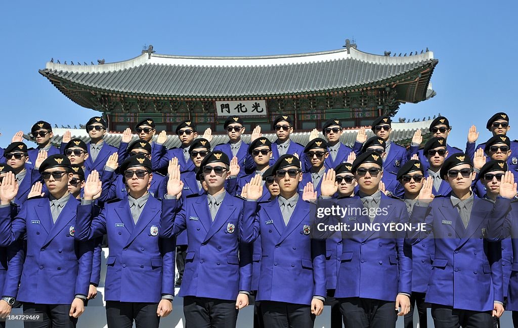 SKOREA-TOURISM-POLICE