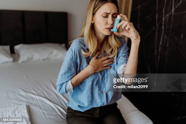 asthma inhaler - asthma lungs stock pictures, royalty-free photos & images