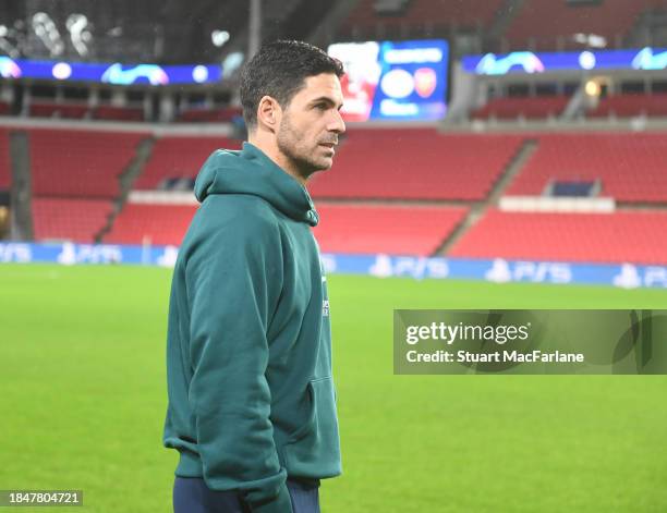 Arsenal manager Mikel Artet at Philips Stadion on December 11, 2023 in Eindhoven, Netherlands.