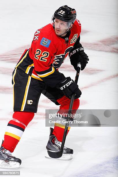 Lee Stempniak of the Calgary Flames skates against the Montreal Canadiens at Scotiabank Saddledome on October 9, 2013 in Calgary, Alberta, Canada....