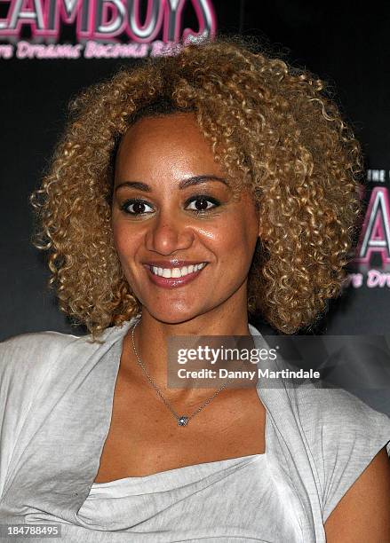 Tupele 20 Dreamboys Gala Performance Arrivals Stock Photos, High-Res Pictures ...