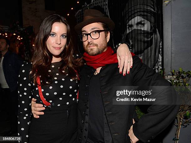 Liv Tyler and Sean Lennon attend a performance benefitting David Lynch Foundation at Electric Lady Studio on October 16, 2013 in New York City.