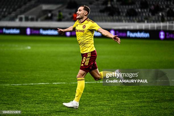 Sparta Praha's Czech forward Jan Kuchta celebrates after scoring his team's first goal during the UEFA Europa League Group C football match Group C...