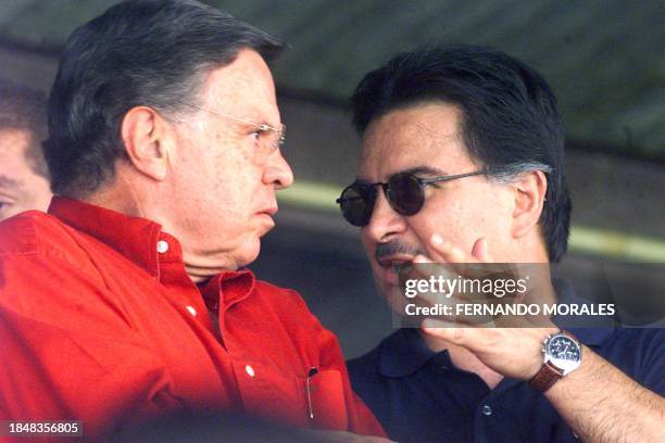 Guatemalan President Alfonso Portillo talks with Costa Rican counterpart Miguel Angel Rodriguez before the Japan-Korea 2002 World Cup qualification...