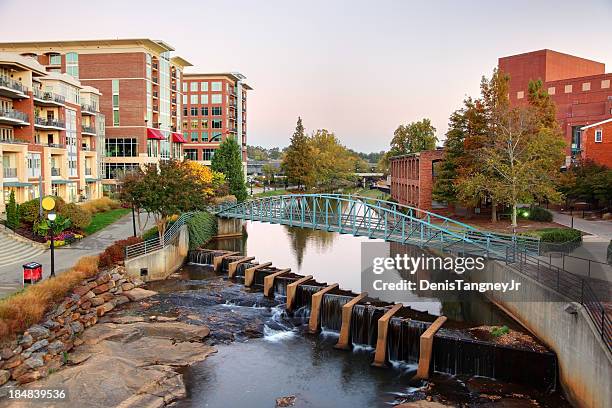 centre-ville de greenville, en caroline du sud - south carolina photos et images de collection