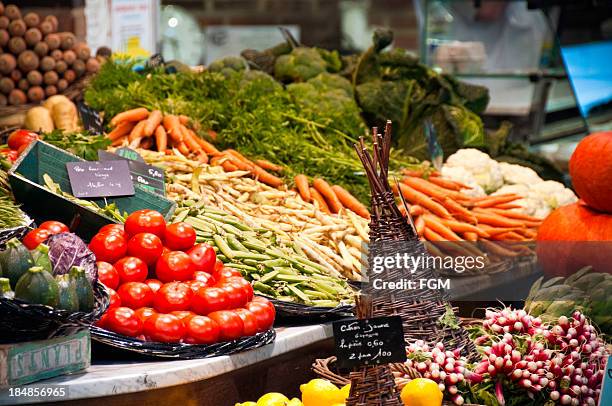 vegetable market - rouen france stock pictures, royalty-free photos & images