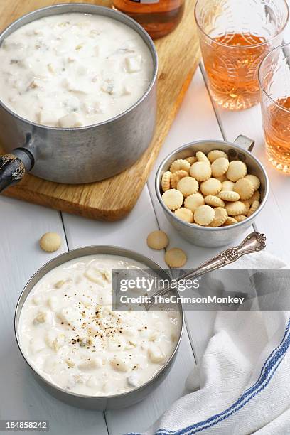 new england clam chowder - new england clam chowder stock pictures, royalty-free photos & images