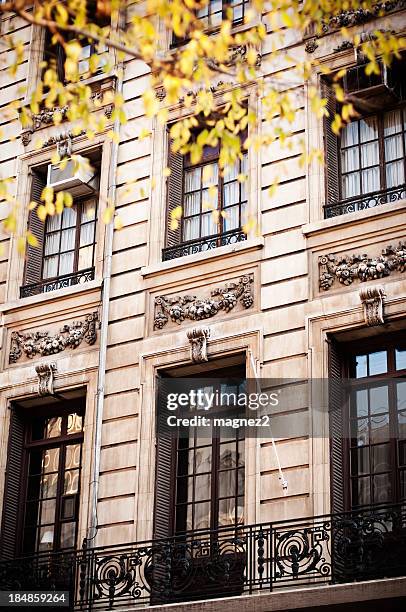 apartment building - upper east side manhattan stock pictures, royalty-free photos & images