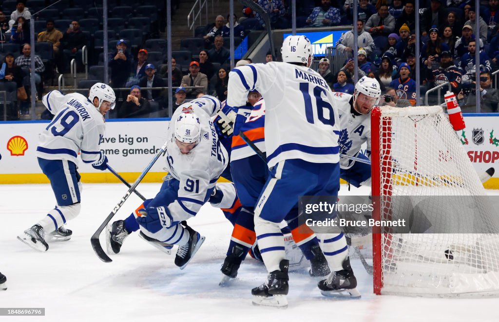 Toronto Maple Leafs v New York Islanders