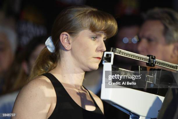 Tonya Harding Boxing Photos and Premium High Res Pictures - Getty Images