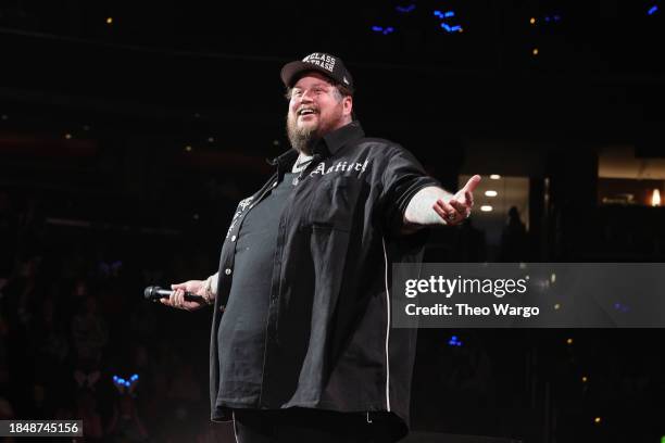 Jelly Roll performs onstage during iHeartRadio Hot 99.5's Jingle Ball 2023 at Capital One Arena on December 11, 2023 in Washington, DC.