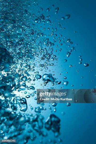 underwater - water bubbles stock pictures, royalty-free photos & images