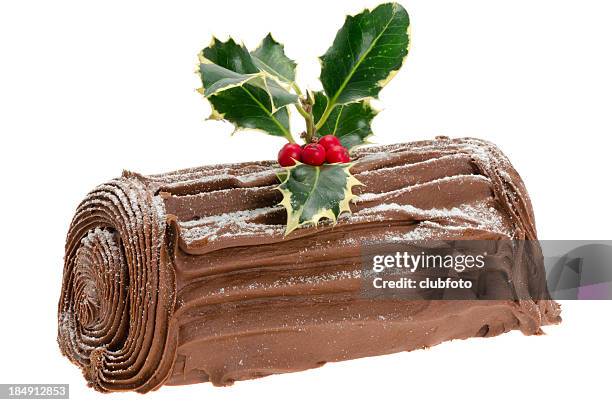 chocolate yule log - yule log stock pictures, royalty-free photos & images