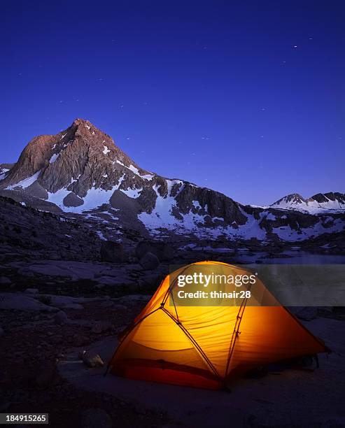 camping in den sierras - kings canyon nationalpark stock-fotos und bilder
