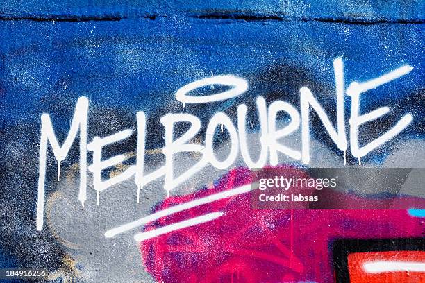 melbourne painted illegal auf die wand. - graffiti wall stock-fotos und bilder